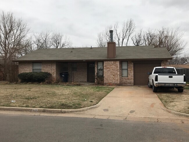 property at 404 Leslie Dr