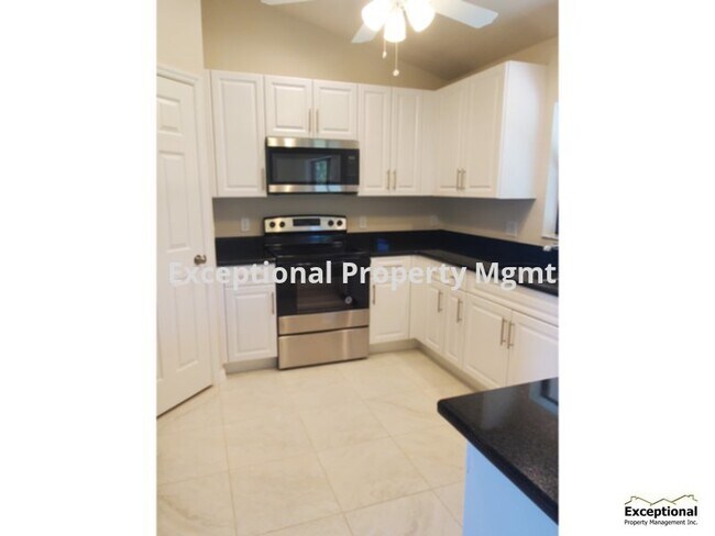 property at 3414 SE 15th Pl