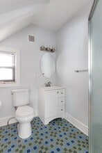 1371 Chapel St in New Haven, CT - Building Photo - Building Photo