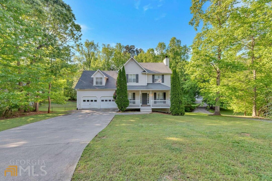 19 Moonlight Dr SE in Acworth, GA - Building Photo