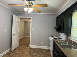 634 Lafayette Rd in Clarksville, TN - Building Photo - Building Photo