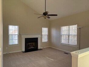 201 Holmby Ct in Holly Springs, NC - Building Photo - Building Photo