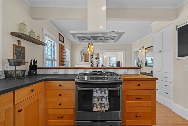 31 Morse St in Watertown, MA - Building Photo - Building Photo