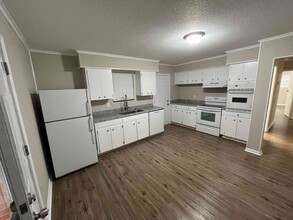 2604 Briar Ave SW in Decatur, AL - Foto de edificio - Building Photo