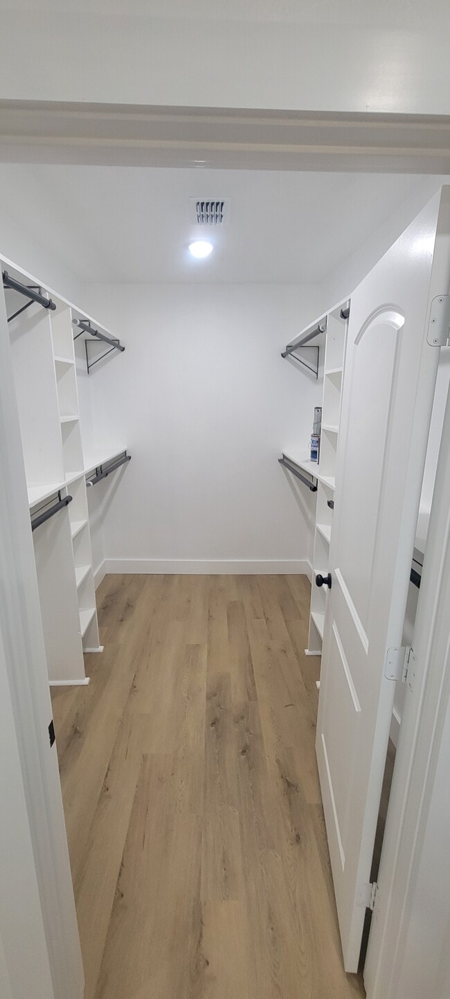 property at 308 W Pine St