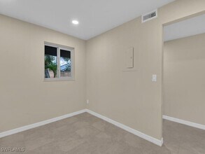 16560 Partridge Place Rd in Ft. Myers, FL - Building Photo - Building Photo