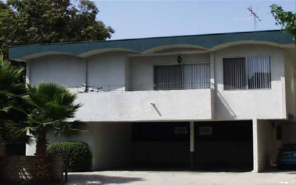 1237 Amherst Ave in Los Angeles, CA - Building Photo