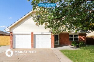1113 N Patterson Dr in Moore, OK - Building Photo