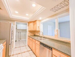 2186 Greenbriar Blvd in Clearwater, FL - Building Photo - Building Photo