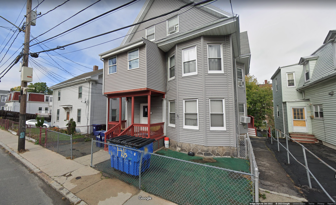 18 Greylock Rd, Unit 3 in Boston, MA - Foto de edificio