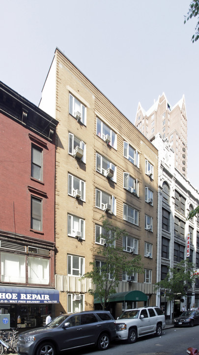 155 E 77th St in New York, NY - Building Photo