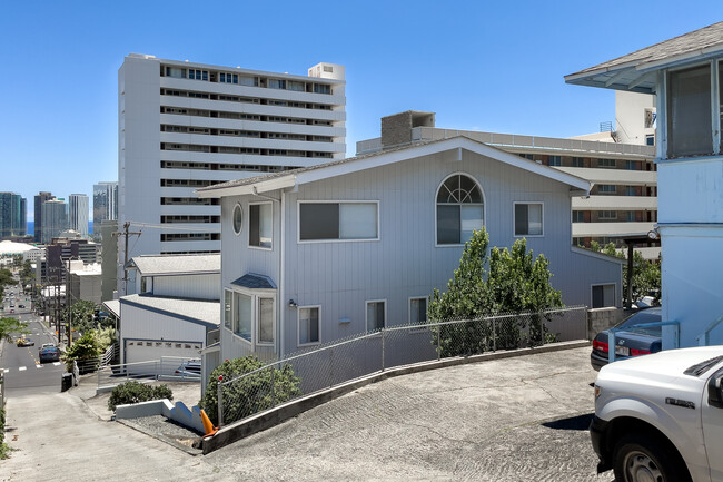 826 Prospect St in Honolulu, HI - Building Photo - Building Photo