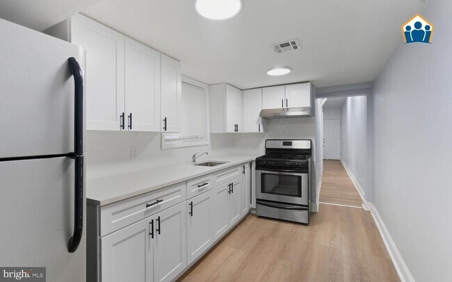 2625 Braddock St in Philadelphia, PA - Building Photo - Building Photo