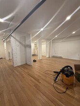 684 Parker St, Unit 1 in Roxbury Crossing, MA - Foto de edificio - Building Photo