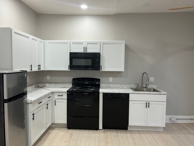 property at 114 E Franklin St