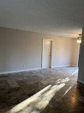 613 Ridgeline Dr in Hurst, TX - Building Photo - Building Photo
