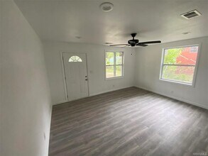 351 Collinwood Ave in Montgomery, AL - Foto de edificio - Building Photo