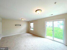 113 Polo Way in Prince Frederick, MD - Building Photo