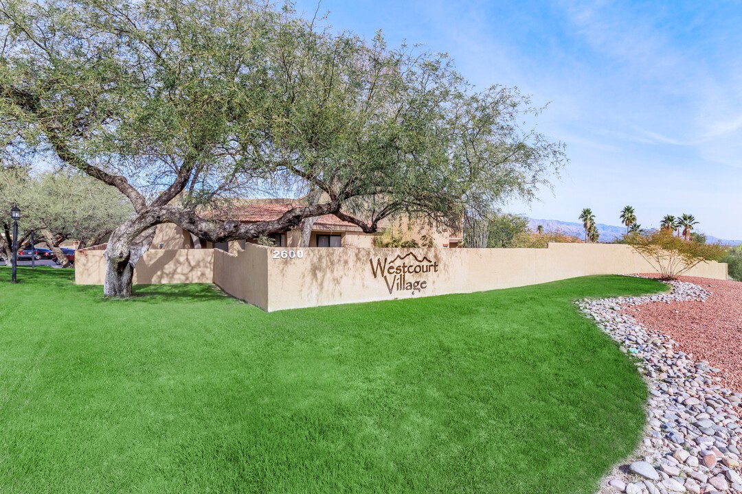 Westcourt Village in Tucson, AZ - Building Photo