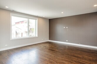 2303 W Wilcox St in Chicago, IL - Building Photo - Building Photo