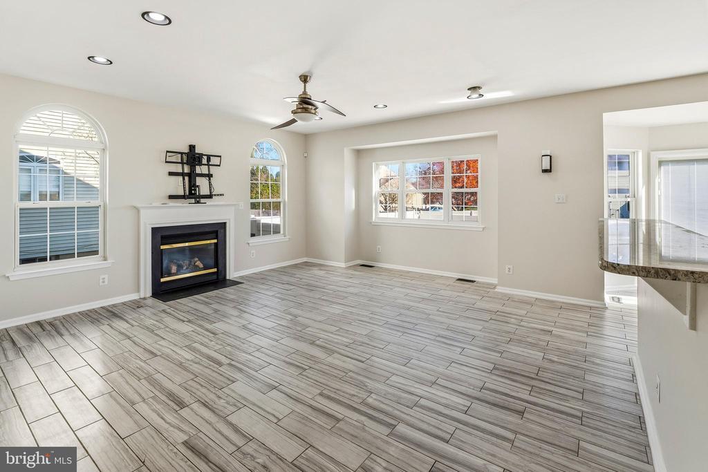 217 Spruce Trail in Woolwich Township, NJ - Building Photo