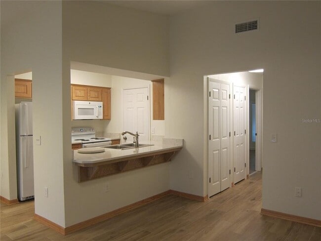 7023 SW 21st Ln in Gainesville, FL - Building Photo - Building Photo
