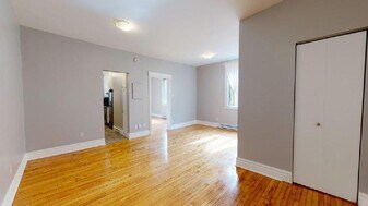 5998-6000 Du Parc Av in Montréal, QC - Building Photo