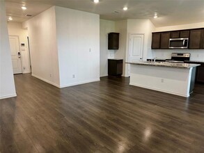 4325 Pyramid Dr in Forney, TX - Building Photo - Building Photo