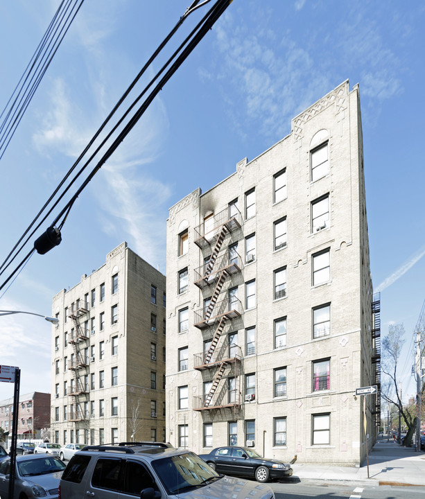 2765-2769 Matthews in Bronx, NY - Foto de edificio