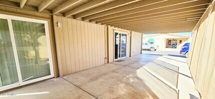 6162 S Pinehurst Dr in Chandler, AZ - Building Photo - Building Photo