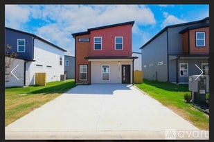 881 Boardwalk Ave in Bentonville, AR - Building Photo