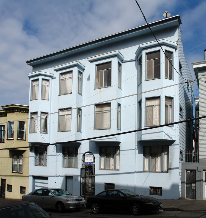 1580 Washington St in San Francisco, CA - Building Photo