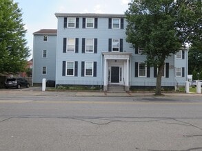 75 Cabot St in Beverly, MA - Building Photo - Building Photo