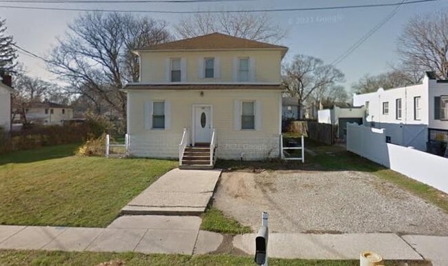 property at 741 Clocks Blvd