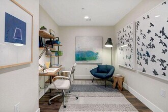 300 W Washington Ave in Sunnyvale, CA - Building Photo - Building Photo