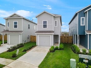 18639 San Salvo Dr in New Caney, TX - Building Photo - Building Photo