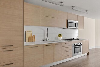 Roosevelt Lofts in Los Angeles, CA - Foto de edificio - Building Photo