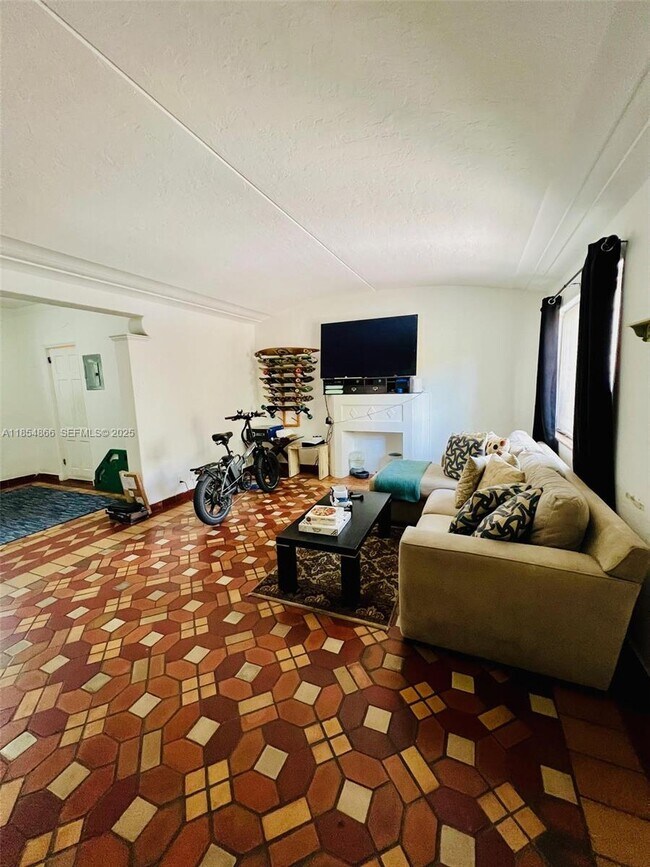 property at 2830 Pine Tree Dr