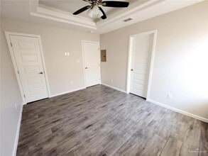 5909 Sandpiper Ave in Palmhurst, TX - Foto de edificio - Building Photo