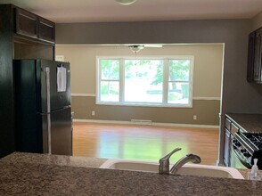 5411 W Lake Shore Dr in Wonder Lake, IL - Building Photo - Building Photo