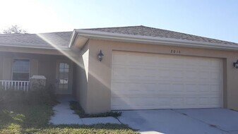 2016 NE 7th Pl in Cape Coral, FL - Building Photo