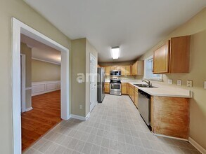 5536 Keowee Way in Raleigh, NC - Building Photo - Building Photo