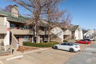 Stratford Place in Oklahoma City, OK - Building Photo - Building Photo