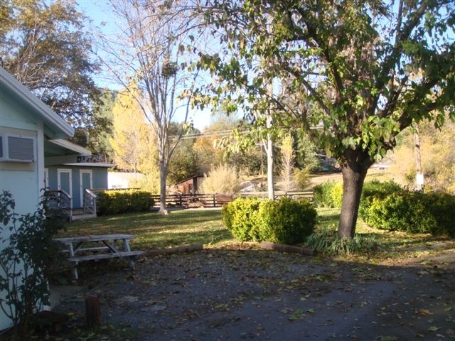 16150 Tish A Tang Rd in Lower Lake, CA - Building Photo