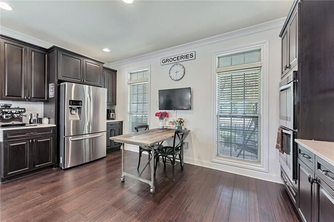 7555 Scarlet Dr in Alpharetta, GA - Building Photo - Building Photo
