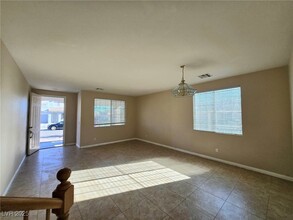 2953 Indigo Haven Ct in Las Vegas, NV - Building Photo - Building Photo