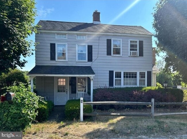 property at 8 Ramah Rd