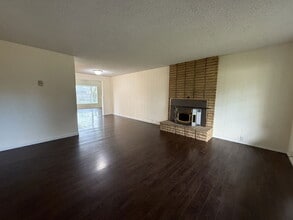 2485 York St in Eugene, OR - Building Photo - Building Photo