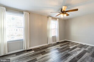 1178 White Coral Ct in Arnold, MD - Building Photo