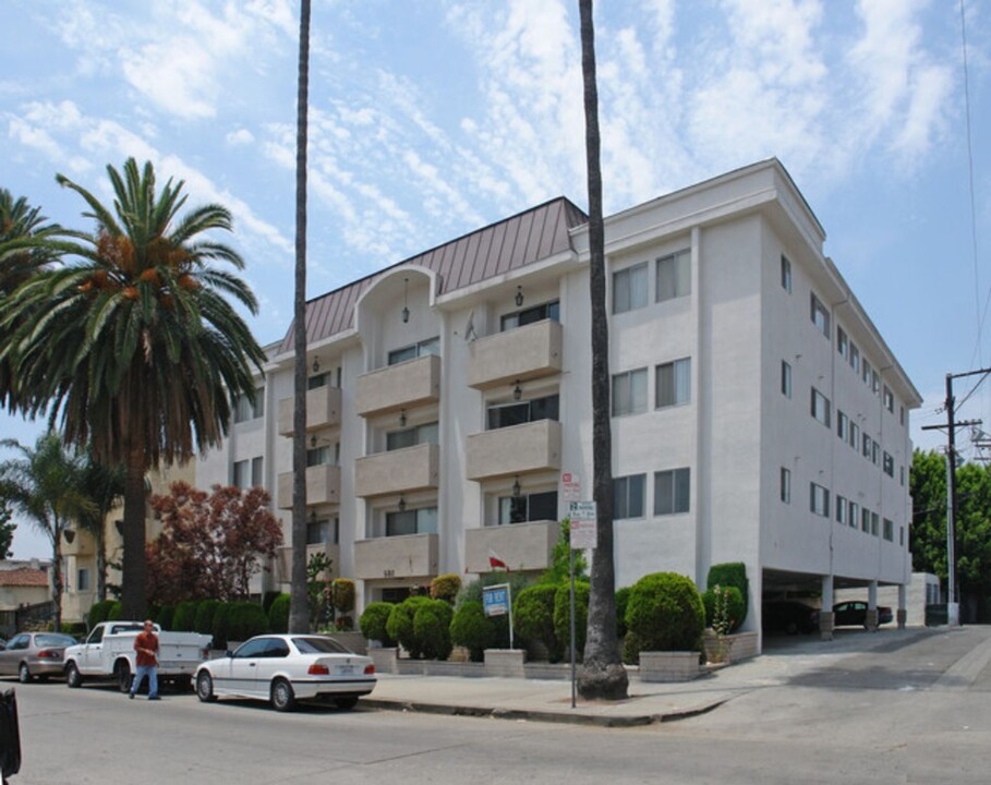 131 N. Orlando Ave Los Angeles, CA 90048 in Los Angeles, CA - Building Photo